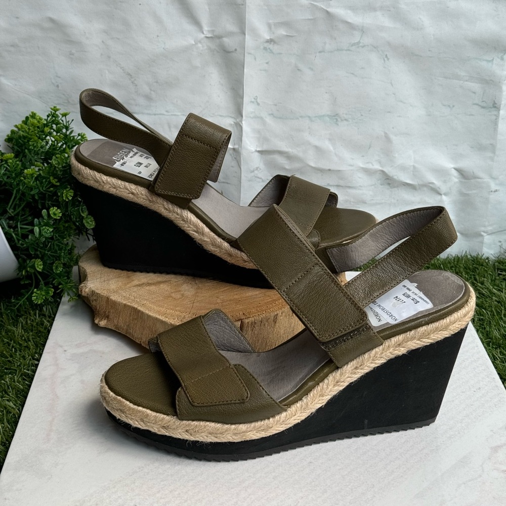 EILEEN FISHER Espadrille wedge Sandals size 7.5 women - Picture 4 of 11